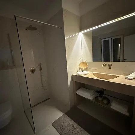 Διαμέρισμα Rooftop Luxury *